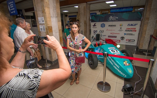 Formula Student ONPU показали свой четвёртый гоночный болид Фото № 12 Formula Student ONPU показали свой четвёртый гоночный болид Фото № 12
