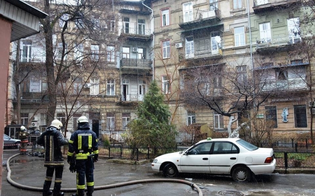 Владельцам квартир, пострадавших в пожаре на Ришельевской, выделят средства на ремонт Фото № 0 Владельцам квартир, пострадавших в пожаре на Ришельевской, выделят средства на ремонт Фото № 0