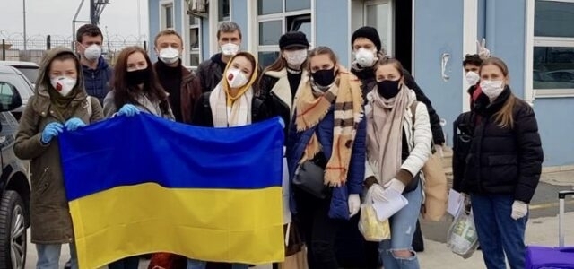 В Одесскую область из-за границы вернулись 40 украинцев Фото № 1 В Одесскую область из-за границы вернулись 40 украинцев Фото № 1
