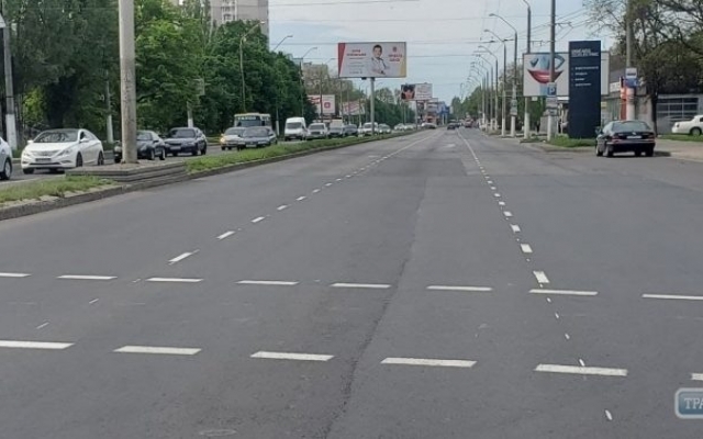 Внимание водителям: на одном из перекрестков Таирова изменили схему проезда Фото № 0 Внимание водителям: на одном из перекрестков Таирова изменили схему проезда Фото № 0