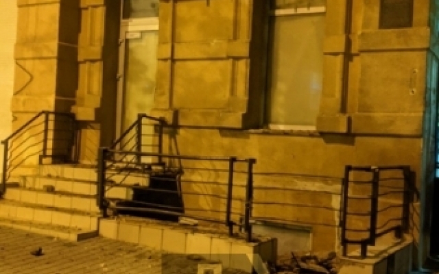 Балкон рухнул в центре Одессы Фото № 2 Балкон рухнул в центре Одессы Фото № 2