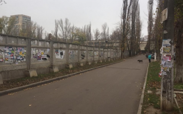 Опять попал: суд наложил арест на стройплощадку Альперина Фото № 1 Опять попал: суд наложил арест на стройплощадку Альперина Фото № 1