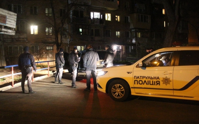 Погоня со стрельбой – полиция задерживала преступника Фото № 1 Погоня со стрельбой – полиция задерживала преступника Фото № 1