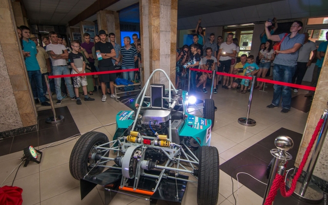 Formula Student ONPU показали свой четвёртый гоночный болид Фото № 9 Formula Student ONPU показали свой четвёртый гоночный болид Фото № 9