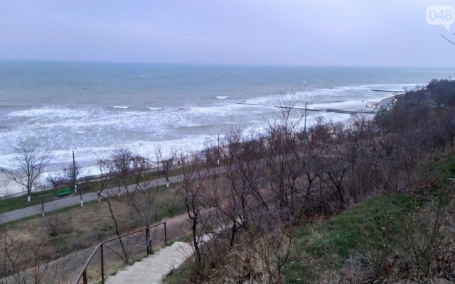 Одесские пляжи ушли под воду Фото № 20 Одесские пляжи ушли под воду Фото № 20