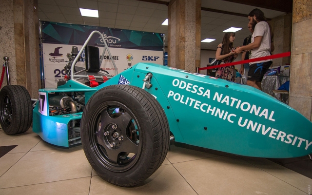 Formula Student ONPU показали свой четвёртый гоночный болид Фото № 4 Formula Student ONPU показали свой четвёртый гоночный болид Фото № 4