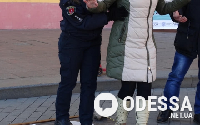 Одесситы отпраздновали Рождество с патрульными Фото № 2 Одесситы отпраздновали Рождество с патрульными Фото № 2