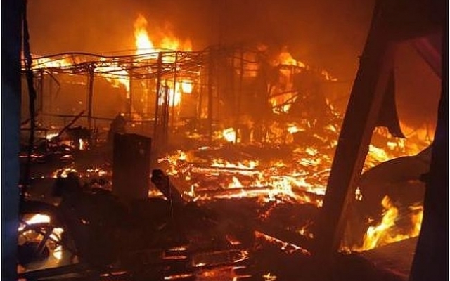 В Затоке горели сразу две базы отдыха Фото № 1 В Затоке горели сразу две базы отдыха Фото № 1