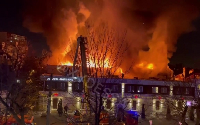 На пожаре в одесском отеле погибли люди Фото № 0 На пожаре в одесском отеле погибли люди Фото № 0