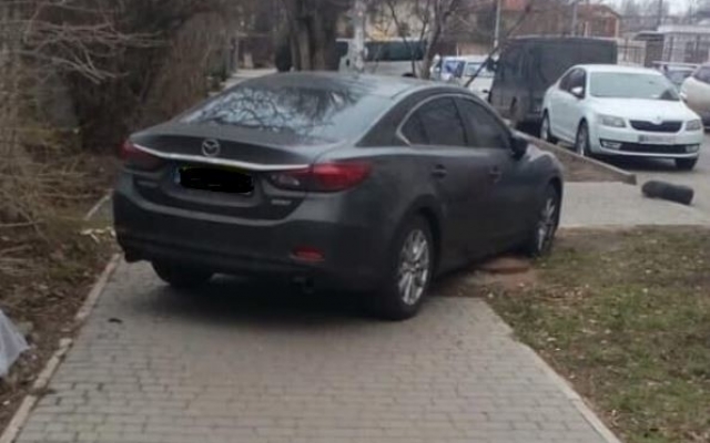 Полиция не может справиться с автохамами на улицах Одессы Фото № 0 Полиция не может справиться с автохамами на улицах Одессы Фото № 0