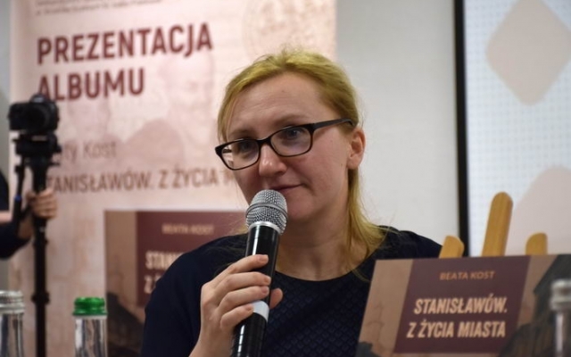 Польская писательница организовывает в Одессе фан-встречу Фото № 0 Польская писательница организовывает в Одессе фан-встречу Фото № 0