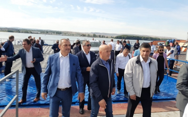 Паромная переправа между Украиной и Румынией заработала Фото № 2 Паромная переправа между Украиной и Румынией заработала Фото № 2