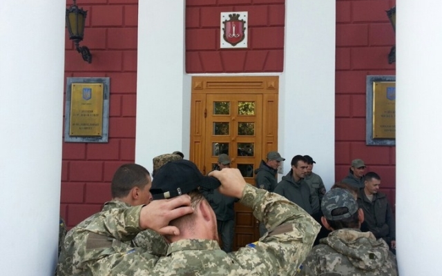 ФОТО: На Думской предприняты повышенные меры безопасности Фото № 3 ФОТО: На Думской предприняты повышенные меры безопасности Фото № 3