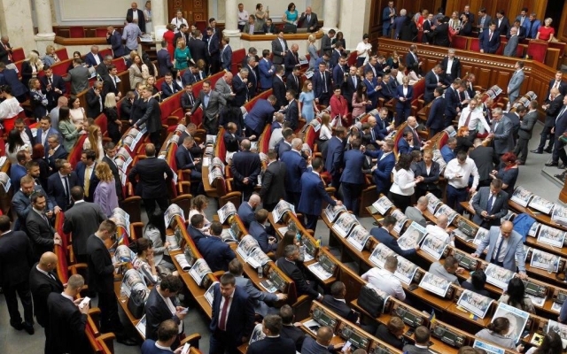 Разумков подписал закон «О противодействии коронавирусу» Фото № 0 Разумков подписал закон «О противодействии коронавирусу» Фото № 0