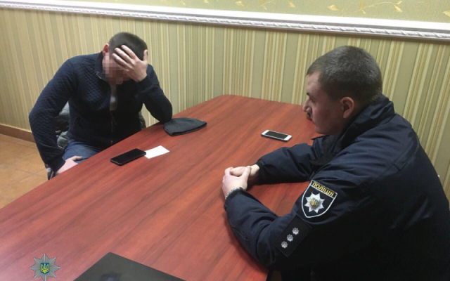 В Одессе мужчина хотел избежать административной ответственности, а получил уголовную Фото № 0 В Одессе мужчина хотел избежать административной ответственности, а получил уголовную Фото № 0