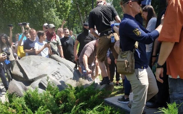 Завтра в Одессу съедутся две тысячи бандеровцев со всей страны Фото № 0 Завтра в Одессу съедутся две тысячи бандеровцев со всей страны Фото № 0