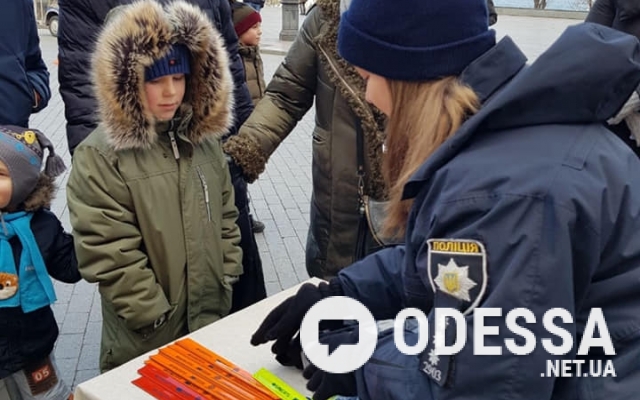 Одесситы отпраздновали Рождество с патрульными Фото № 11 Одесситы отпраздновали Рождество с патрульными Фото № 11