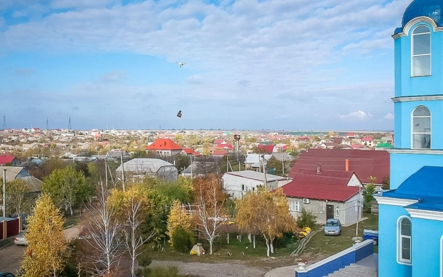 В Одесской области над селом летала икона Божьей Матери Фото № 1 В Одесской области над селом летала икона Божьей Матери Фото № 1