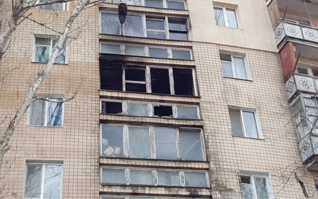 На Котовского загорелся хлам в подъезде многоэтажного дома Фото № 1 На Котовского загорелся хлам в подъезде многоэтажного дома Фото № 1
