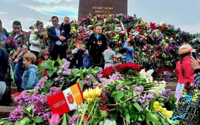 Одесситам напомнили о карантине в преддверии Дня освобождения города (Видеокомментарий) Фото № 0 Одесситам напомнили о карантине в преддверии Дня освобождения города (Видеокомментарий) Фото № 0
