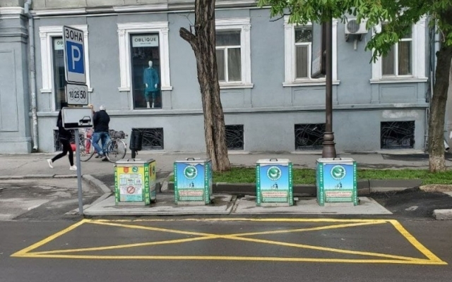 Одесским автомобилистам оставляют все меньше места для парковки Фото № 0 Одесским автомобилистам оставляют все меньше места для парковки Фото № 0