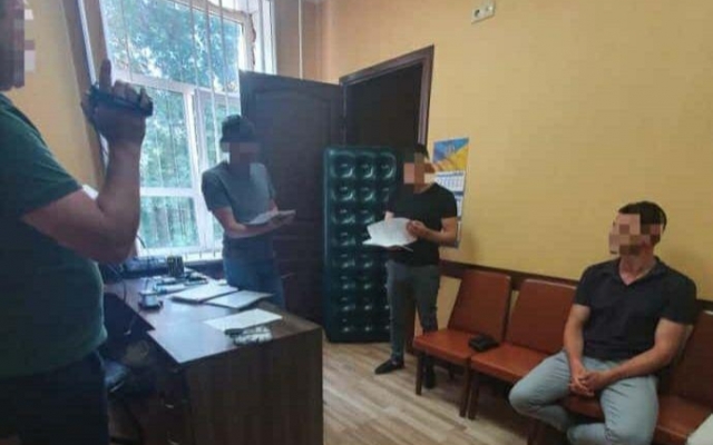 Полковника СБУ взяли на вымогательстве Фото № 0 Полковника СБУ взяли на вымогательстве Фото № 0