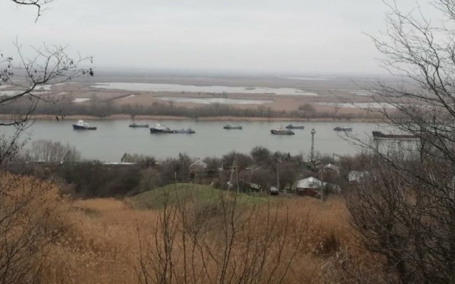 РФ массово стягивает свои катера к Черному морю Фото № 0 РФ массово стягивает свои катера к Черному морю Фото № 0