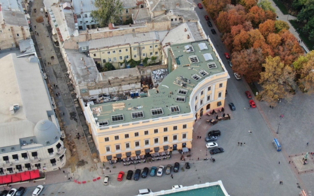Вид на Екатерининскую площадь с высоты птичьего полета Фото № 2 Вид на Екатерининскую площадь с высоты птичьего полета Фото № 2