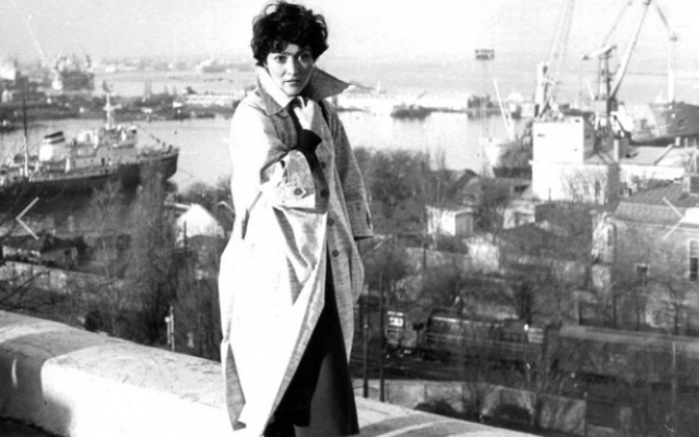 Манекенщицы из Одессы рассказали, как в Советском Союзе их возили в колхоз на уборку картошки Фото № 14 Манекенщицы из Одессы рассказали, как в Советском Союзе их возили в колхоз на уборку картошки Фото № 14