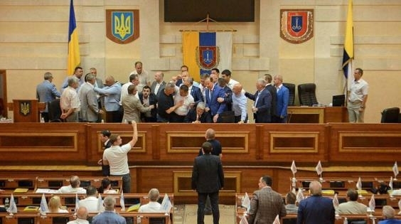 В облсовете устроили драку за кресло председателя Фото № 0 В облсовете устроили драку за кресло председателя Фото № 0