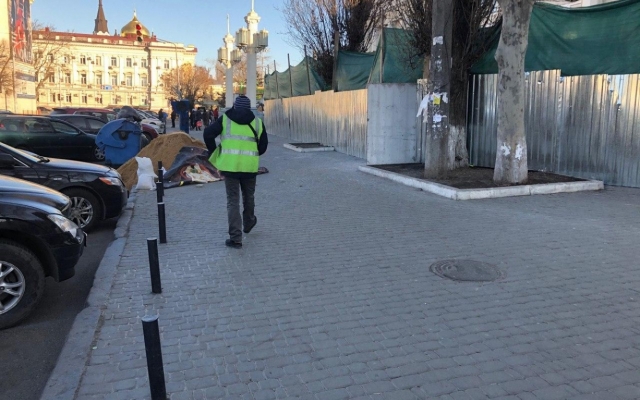 Наливайки возле вокзала становятся капитальными Фото № 1 Наливайки возле вокзала становятся капитальными Фото № 1