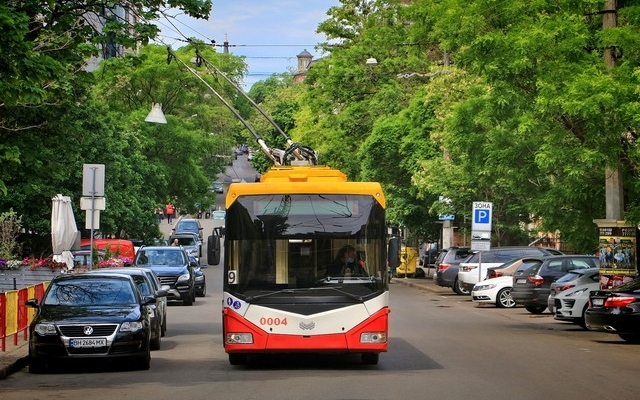 В воскресенье в Одессе сократят работу общественного транспорта Фото № 0 В воскресенье в Одессе сократят работу общественного транспорта Фото № 0