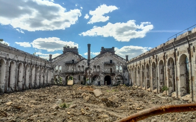 Фотопрогулка: руины завода Фотопрогулка: руины завода