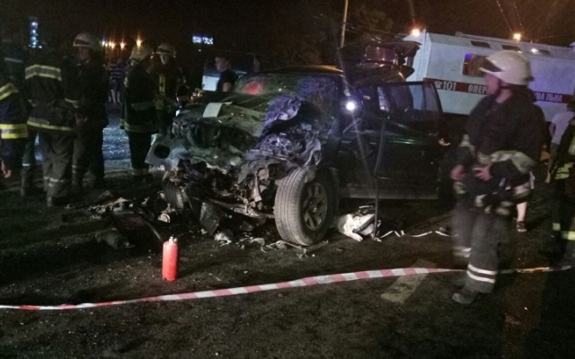 Подробности ужасной аварии на Грушевского (Фото, Видео 18+) Фото № 2 Подробности ужасной аварии на Грушевского (Фото, Видео 18+) Фото № 2