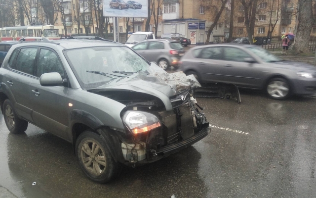 На Фонтане произошло ДТП с участием Hyundai Tucson (ФОТО, ВИДЕО) Фото № 1 На Фонтане произошло ДТП с участием Hyundai Tucson (ФОТО, ВИДЕО) Фото № 1