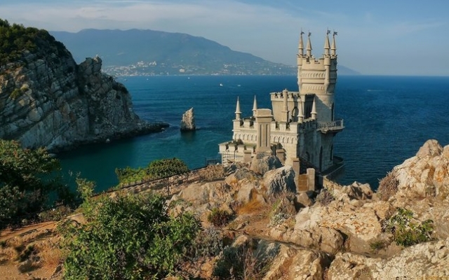 Президент РФ запретил украинцам иметь земельные участки в Крыму Фото № 0 Президент РФ запретил украинцам иметь земельные участки в Крыму Фото № 0
