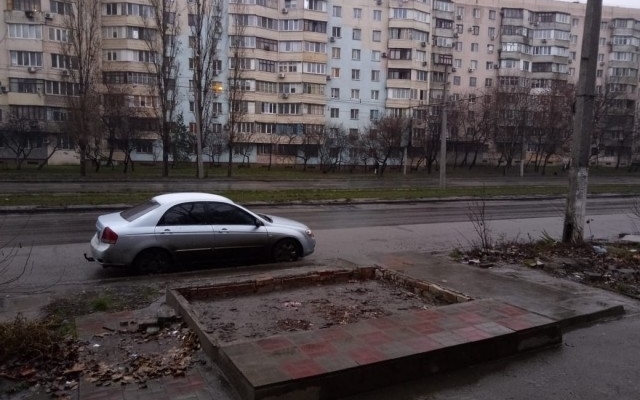 В Одессе продолжают воевать с уличной торговлей Фото № 3 В Одессе продолжают воевать с уличной торговлей Фото № 3