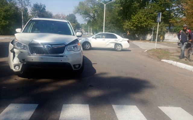 Авария: в Измаиле столкнулись два автомобиля Фото № 1 Авария: в Измаиле столкнулись два автомобиля Фото № 1