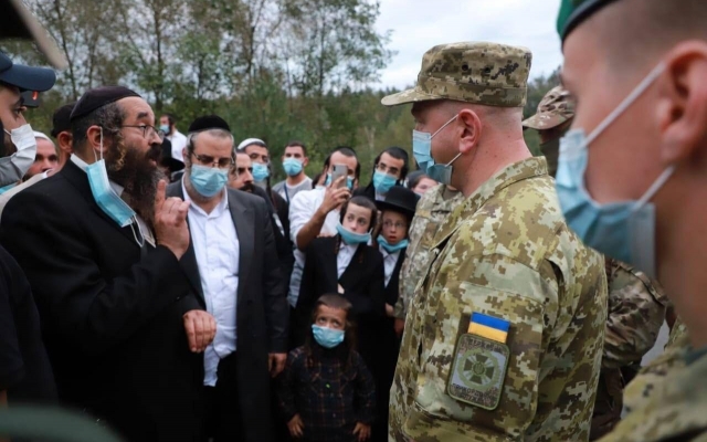 Хасиды рвутся в Украину несмотря на запрет Фото № 0 Хасиды рвутся в Украину несмотря на запрет Фото № 0
