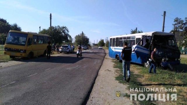 Серьезное ДТП под Одессой: автобус влетел в маршрутку Фото № 1 Серьезное ДТП под Одессой: автобус влетел в маршрутку Фото № 1