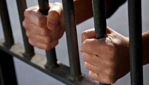 Ревнивый одессит пырнул ножом собутыльника Фото № 0 Ревнивый одессит пырнул ножом собутыльника Фото № 0
