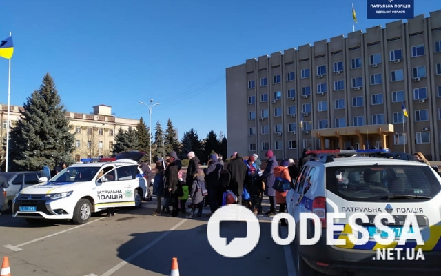 Одесситы отпраздновали Рождество с патрульными Фото № 20 Одесситы отпраздновали Рождество с патрульными Фото № 20
