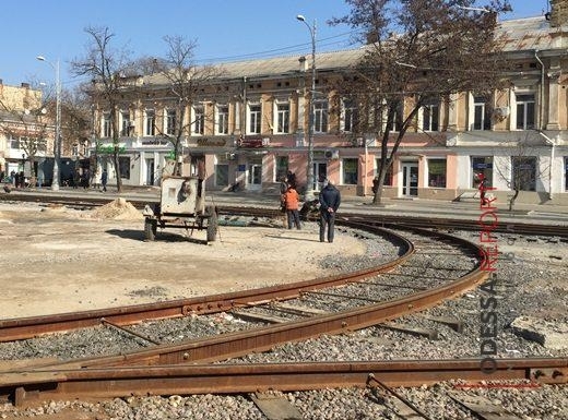 На Тираспольской площади завершаются основные работы Фото № 7 На Тираспольской площади завершаются основные работы Фото № 7