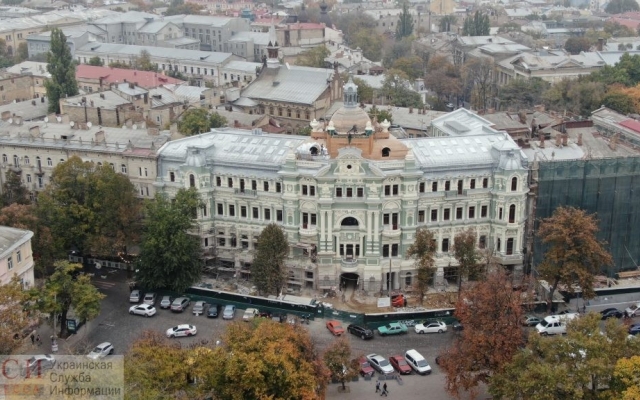 Возле дома Русова срубили деревья Фото № 4 Возле дома Русова срубили деревья Фото № 4