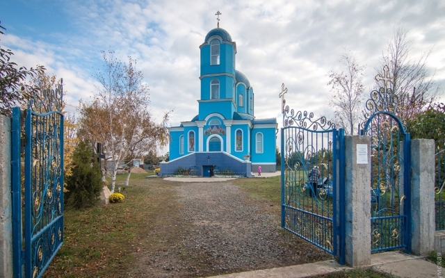 В Одесской области над селом летала икона Божьей Матери Фото № 7 В Одесской области над селом летала икона Божьей Матери Фото № 7