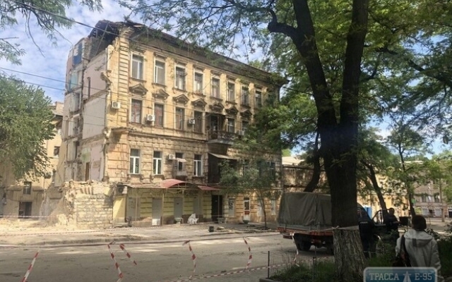 В Одессе обследуют старые дома Фото № 0 В Одессе обследуют старые дома Фото № 0