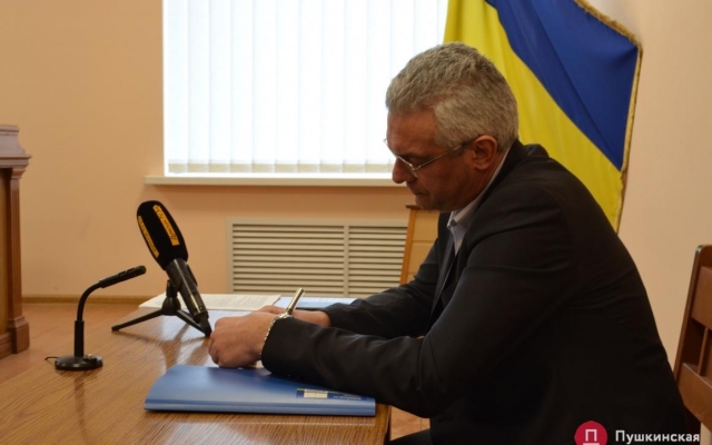 Дело Кати Гандзюк: подозреваемый попросил видеоконференцию, но где он сам никто не знает Фото № 2 Дело Кати Гандзюк: подозреваемый попросил видеоконференцию, но где он сам никто не знает Фото № 2