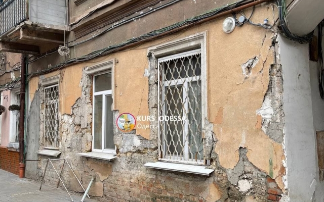 Появились фото внутреннего состояния исторического здания на Нежинской Фото № 0 Появились фото внутреннего состояния исторического здания на Нежинской Фото № 0
