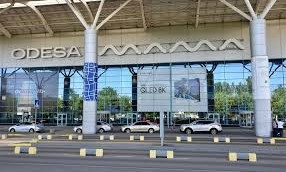 В Одесском аэропорту задержали подозреваемого в заказном убийстве иностранца