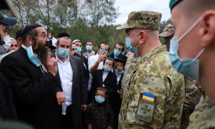 Хасиды рвутся в Украину несмотря на запрет 